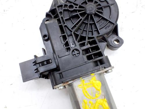 Left front window motor VW AMAROK (2HA, 2HB, S1B, S6B, S7A, S7B, AGD) 2.0 BiTDI | BP33771562E21 - Image 2