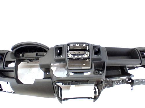 Used Dashboard Dashboard 39263292 39263292
