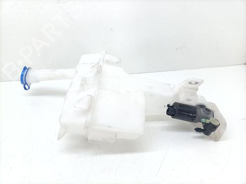 Used Windscreen washer tank TOYOTA YARIS (_P21_, _PA1_, _PH1_) 1.5 Hybrid (MXPH10, MXPH11) (116 hp) 29024324