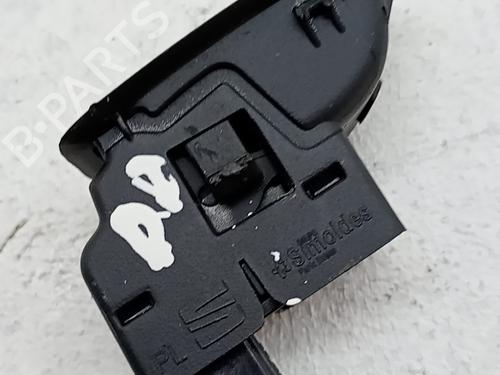 Used Right front window switch Right front window switch SEAT ATECA (KH7, KHP) 1.4 TSI (150 hp) 39741903 39741903