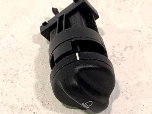 Licht Schakelaar DACIA LOGAN II TCe 90 (L8MA, L8M1, L8AC) (90 hp) 31701442