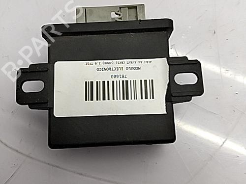 Used Electronic module AUDI A4 B8 (8K2) 2.0 TFSI (211 hp) 30452563