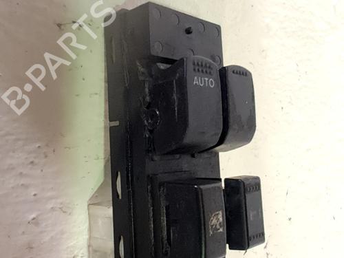 Used Left front window switch Left front window switch SUZUKI SWIFT III (MZ, EZ) 1.3 (RS413, ZC11S) (92 hp) 33767618 33767618