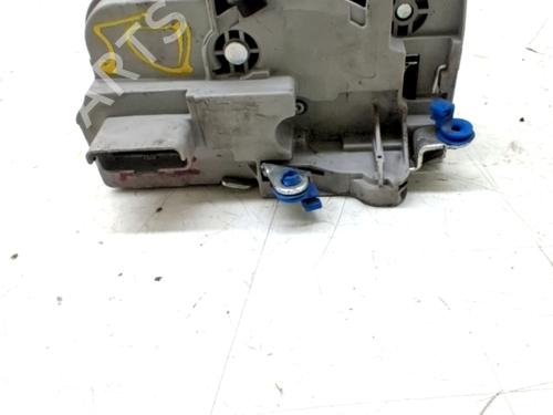 Fechadura frente esquerda CITROËN BERLINGO / BERLINGO FIRST MPV (MF_, GJK_, GFK_) 1.9 D (MFWJZ) (70 hp) 31700970