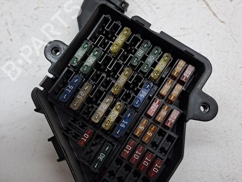 Used Fuse box AUDI A4 B7 (8EC) 2.0 TDI (136 hp) 23373423