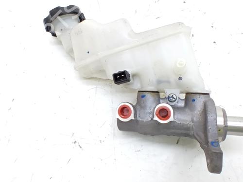 Used Brake master cylinder Brake master cylinder 32281568 32281568