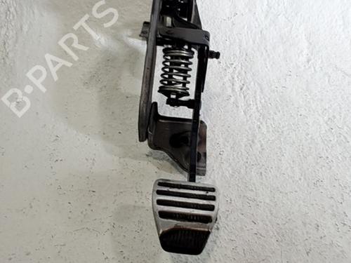 koblingspedal NISSAN QASHQAI I (J10, NJ10) 2.0 dCi (150 hp) 30561306