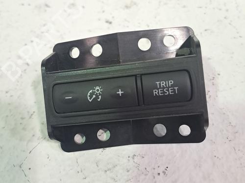 Used Switch NISSAN QASHQAI II (J11, J11_) 1.6 dCi ALL MODE 4x4-i (130 hp) 28108367
