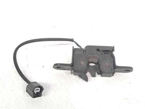 Used Hood lock RENAULT MEGANE III Hatchback (BZ0/1_, B3_) 1.2 TCe (BZ2B, BZ11) (116 hp) 28975628
