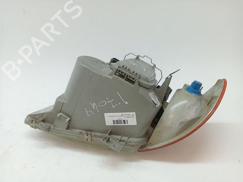 Right headlight MERCEDES-BENZ VITO Bus (W638) 113 2.0 (638.114, 638.194) | BP26574530C29 