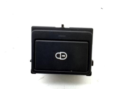 switch-land-rover-discovery-sport-l550-2014-31801963 main image