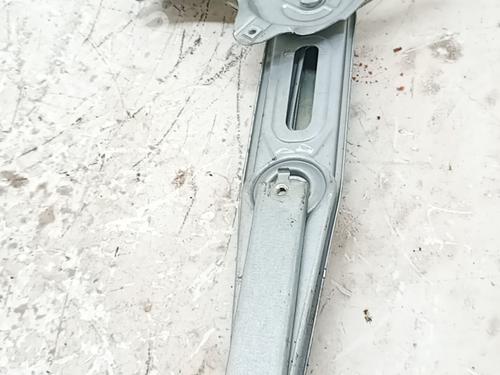 Used Front right window mechanism Front right window mechanism 38990069 38990069