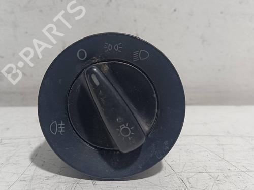 Licht Schakelaar VW GOLF IV (1J1) 1.9 TDI (90 hp) 25465184