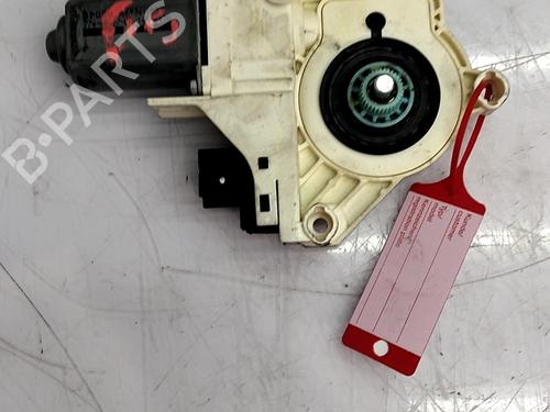 Used Right front window motor Right front window motor SKODA SUPERB II (3T4) 2.0 TDI (140 hp) 33769056 33769056