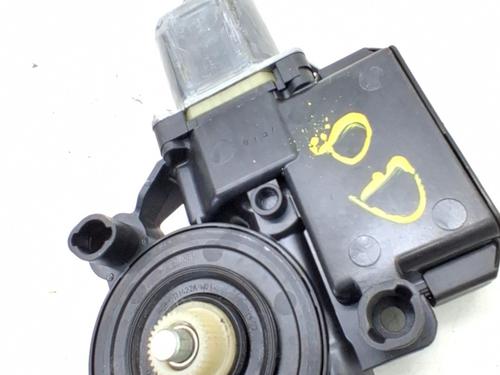 Used Right front window motor Right front window motor VW POLO V (6R1, 6C1) 1.0 (75 hp) 36258033 36258033
