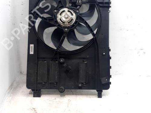 Used Radiator fan Radiator fan VOLVO V40 Hatchback (525) D2 (120 hp) 36257884 36257884