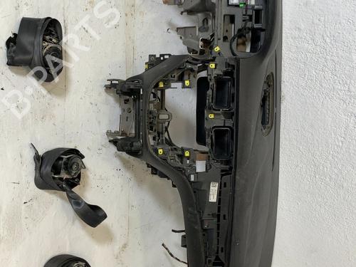 Airbag sæt Airbag sæt OPEL CORSA E (X15) 1.3 CDTI (08, 68) (95 hp) 39557116 39557116