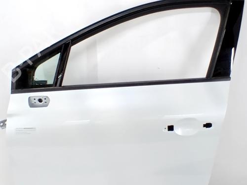 Used Left front door Left front door RENAULT CAPTUR II (HF_) E-TECH 160 (158 hp) 34153855 34153855