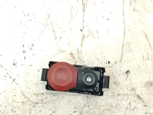 warning-switch-renault-clio-iii-br01-cr01-2005-2006-2007-2008-2009-2010-2011-2012-2013-2014-34462138 main image
