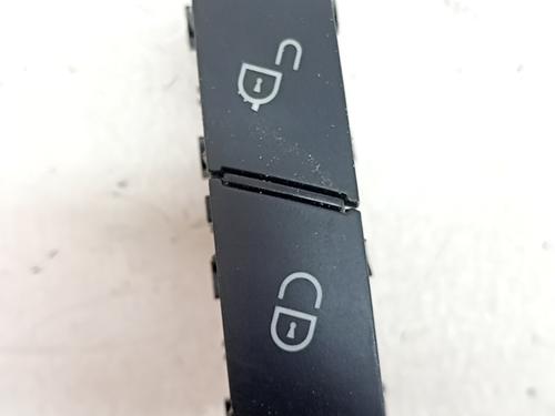 electronic-module-mercedes-benz-b-class-sports-tourer-w246-w242-2011-2012-2013-2014-2015-2016-2017-2018-32105090 main image