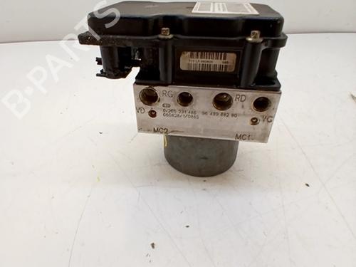 Pompe ABS CITROËN C4 Coupe (LA_) 1.6 HDi (90 hp) 29990988