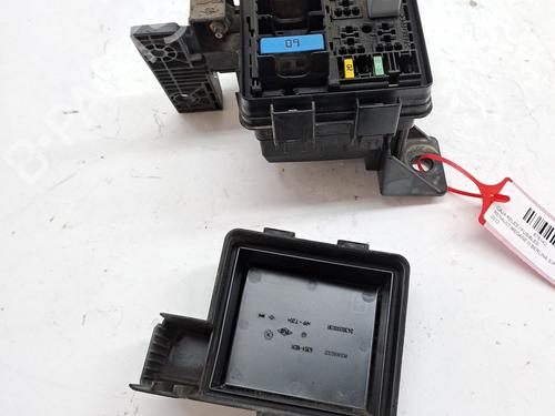 Used Fuse box RENAULT MEGANE III Hatchback (BZ0/1_, B3_) 1.5 dCi (106 hp) 25999662