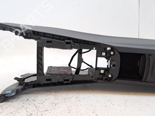 Armrest / Center console PEUGEOT 308 II (LB_, LP_, LW_, LH_, L3_) 1.2 THP 130 | BP27274541I20 