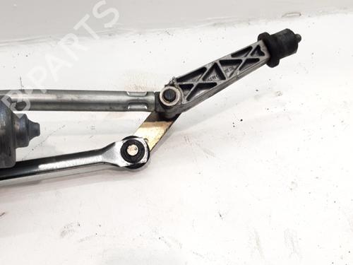 Front wiper motor VOLVO S60 I (384) 2.4 T | BP32256781M29