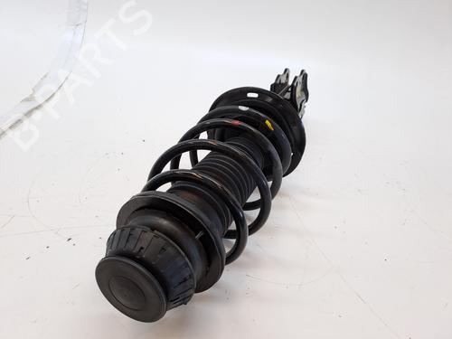 Right front shock absorber TOYOTA YARIS (_P13_) 1.5 Hybrid (NHP130_, NHP130) | BP23287925M17 
