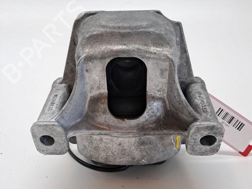 Used Engine mount AUDI Q5 (8RB) 2.0 TDI quattro (170 hp) 25999699