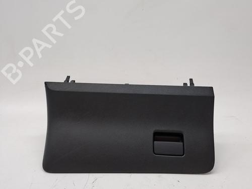 Used Glove box TOYOTA YARIS (_P13_) 1.0 (KSP130_, KSP130) (69 hp) 26950565
