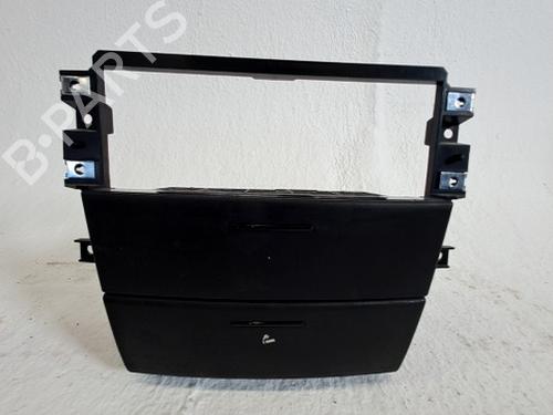 Ashtray KIA SORENTO I (JC) 2.5 CRDi 4WD | BP29557790I30 