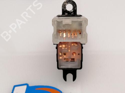 Used Right rear window switch RENAULT KADJAR (HA_, HL_) 1.5 dCi 110 (HLA3) (110 hp) 23419675