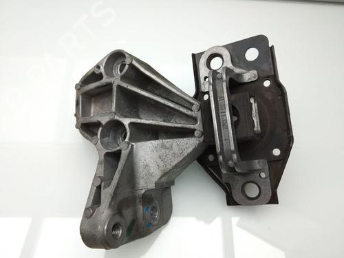 Used Engine mount NISSAN QASHQAI I (J10, NJ10) 1.5 dCi (110 hp) 23458096