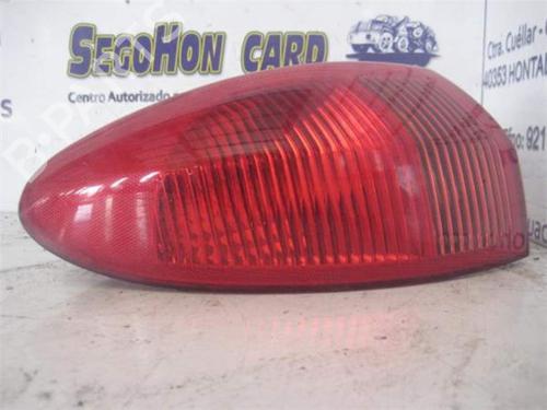 Used Left taillight ALFA ROMEO 147 (937_) 1.9 JTD (937.AXD1A, 937.BXD1A, 937.AXV1A, 937.BXB1A,... (115 hp) 25459311