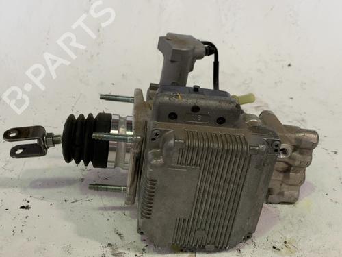 Used Servo brake Servo brake TOYOTA COROLLA Hatchback (_E21_, _EA1_, _EH1_) 1.8 Hybrid (ZWE211, ZWE219) (122 hp) 33772052 33772052