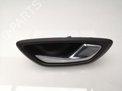 Høyre foran invendig håndtak RENAULT MEGANE IV Hatchback (B9A/M/N_) 1.2 TCe 130 (B9MR) (130 hp) 23404895