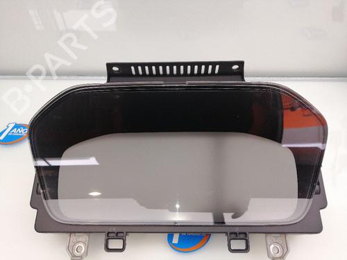 Used Instrument cluster VOLVO V90 II Estate (235) D3 (150 hp) 23387470