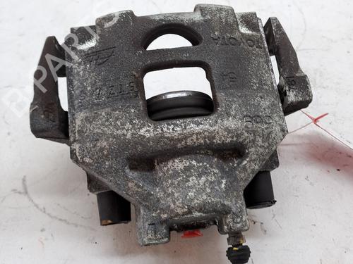 Used Right front brake caliper TOYOTA YARIS (_P13_) 1.0 (KSP130_, KSP130) (69 hp) 27098632
