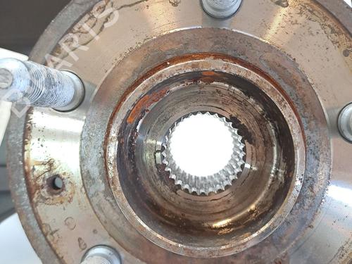 Left front steering knuckle OPEL INSIGNIA A (G09) 2.0 CDTI (68) | BP23370334M25