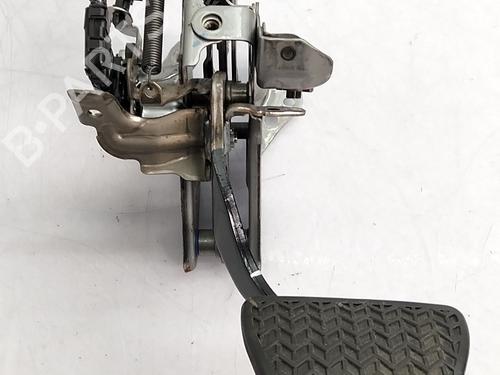 Used Break pedal Break pedal TOYOTA RAV 4 V (_A5_, _H5_) 2.5 Hybrid AWD (AXAP54, AXAP54L) (306 hp) 36407628 36407628