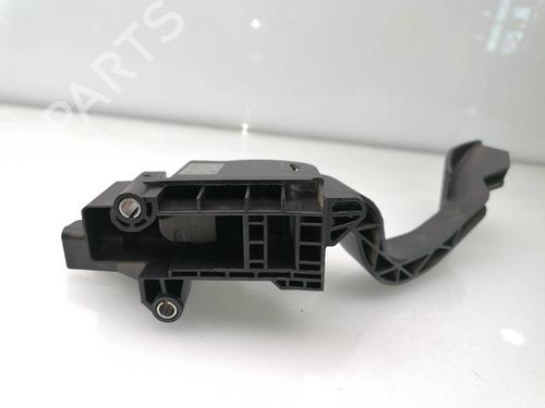 Used Pedal FIAT QUBO (225_) 1.3 D Multijet (225CXB1A, 225AXB1A, 225CXB11, 225AXB11,... (75 hp) 23652144