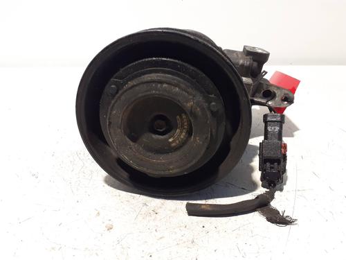Used AC compressor CHRYSLER VOYAGER / GRAND VOYAGER III (GS_, NS_) 2.5 TD (116 hp) 25988242