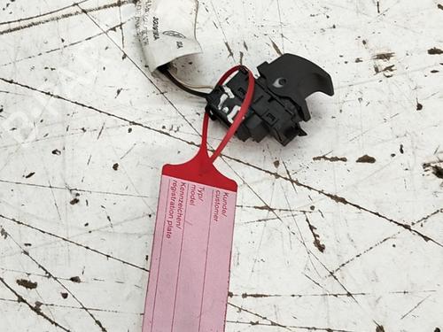 Right rear window switch VW PASSAT B8 (3G2, CB2) 1.6 TDI | BP38012705I28 - Image 2