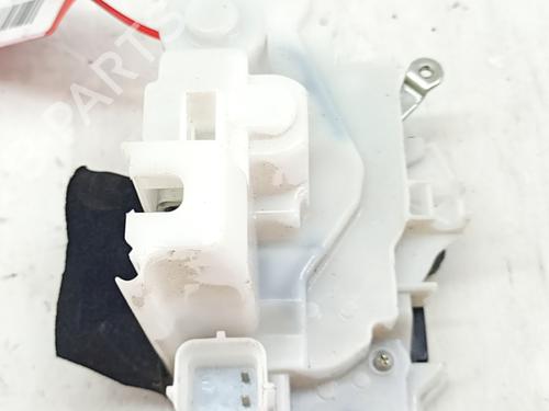 Højre bagtil lås FIAT DOBLO Cargo (263_) 1.3 D Multijet (263WXU1A, 263ZXU1A, 263WYB1A, 263ZYB1A) (95 hp) 31700779