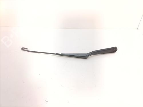 Used Front windshield wiper arm BMW X3 (E83) 2.0 sd (177 hp) 26674979