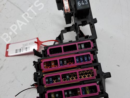 Used Fuse box AUDI Q5 (8RB) 2.0 TDI quattro (170 hp) 26450898