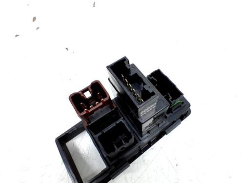 Used Switch HYUNDAI ix20 (JC) 1.4 (90 hp) 30622499