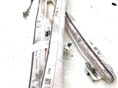 Used Left curtain airbag OPEL CROSSLAND X / CROSSLAND (P17, P2QO) 1.2 (75) (110 hp) 32106401