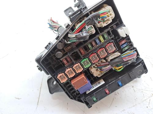 Used Fuse box TOYOTA URBAN CRUISER (_P1_) 1.4 D-4D (NLP110_, NLP110R) (90 hp) 23974148